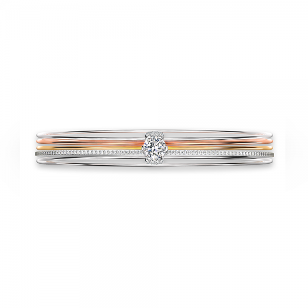 Solitaire Pavé Bangle